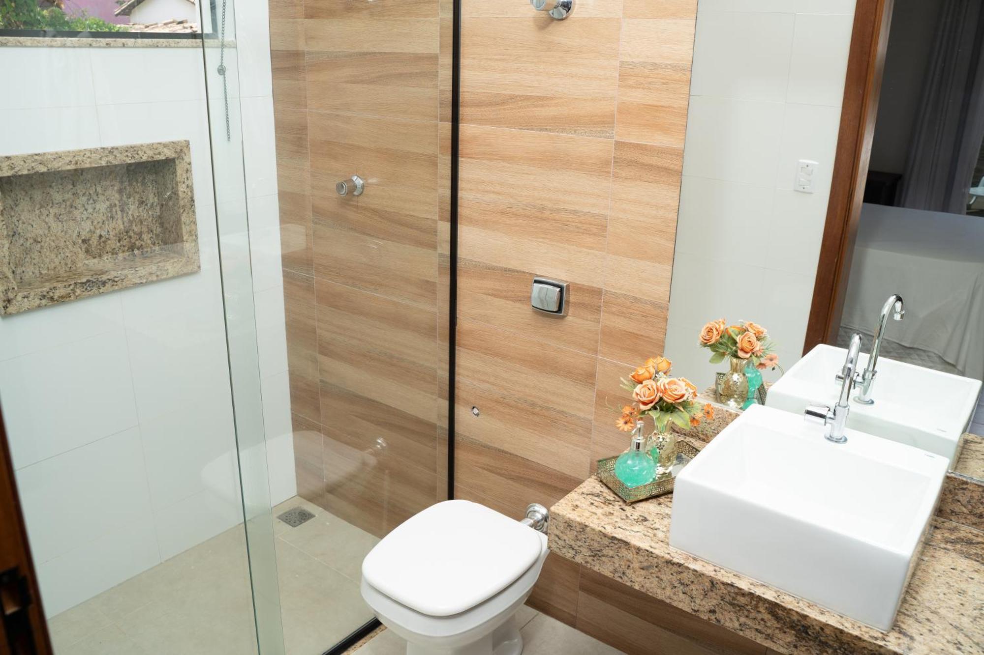 Casa Com Piscina Vista Para Lago, 03 Quartos Confortaveis กาปีตอลิโอ ภายนอก รูปภาพ